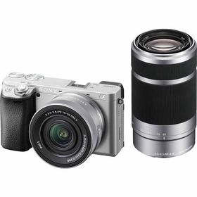 ソニー ミラーレス一眼カメラ「α6400」ダブルズームレンズキット(シルバー) SONY ILCE-6400X-S 返品種別A