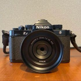 Nikon Zf 本体 & 40mm f/2 レンズキット