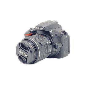 Nikon◆デジタル一眼カメラ D5500 18-55 VR II レンズキット [ブラック]