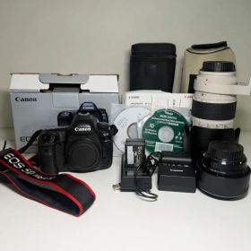 Canon EOS 5D Mark IV EF 70-200mm 30mm