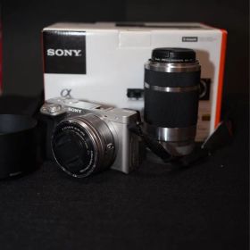 【値下げ】SONY α6000 ダブルズームレンズキット