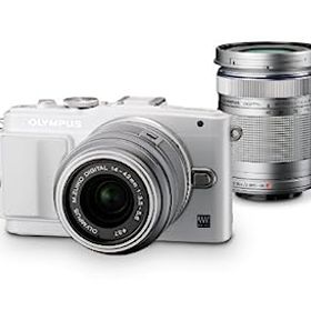 【中古】（非常に良い）OLYMPUS ミラーレス一眼 PEN Lite E-PL6 ダブルズームキット ホワイト E-PL6 DZKIT WHT