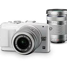 【中古】【非常に良い】OLYMPUS ミラーレス一眼 PEN Lite E-PL6 ダブルズームキット ホワイト E-PL6 DZKIT WHT