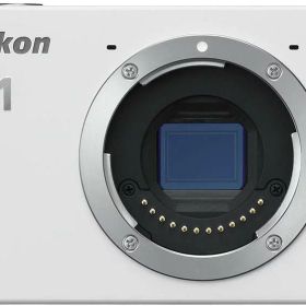 【中古】Nikon ミラーレス一眼カメラ Nikon 1 J1 ホワイト ボディ