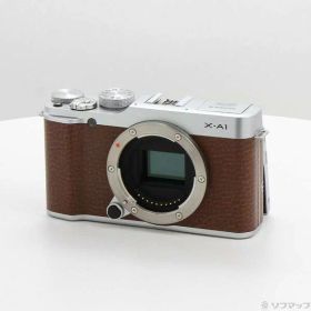 【中古】FUJIFILM(フジフイルム) FUJIFILM X-A1 ボディ ブラウン 【297-ud】