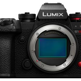 【送料無料・新品未開封】【日本正規純正品】Panasonic LUMIX DC-S1RM2 ボディ【お取り寄せ（5週から7週程度見込み）での入荷、発送】