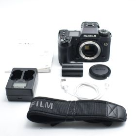 B#13663 富士フイルム(FUJIFILM) X ミラーレス一眼デジタルカメラ X-H2 ボディ ボディ内手ブレ補正 動画 映像制作 約4020万画素 防塵防滴耐低温 X-H2 ブラック