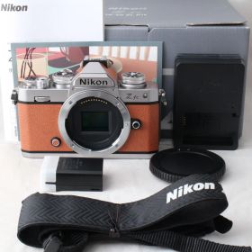 ☆プレミアムエクステリア張替済（アンバーブラウン・受付終了カラー）・ショット数4689☆ Nikon Z fc ボディ Zfc シルバー #2812