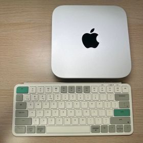 美品 Mac mini M2 8GB 256GB ＋ ほぼ新品キーボード