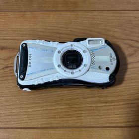 RICOH デジカメ WG-20 ホワイト色本体 バッテリー有りのジャンク品