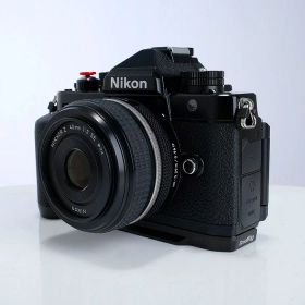 【中古】 (ニコン) Nikon Zf 40/2 SE レンズキット ブラック【中古カメラ デジタル一眼】 ランク：B