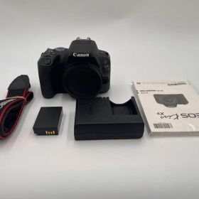 Canon EOS Kiss X9 本体 デジタル一眼レフカメラ