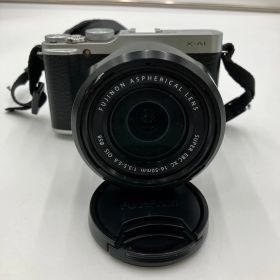CC4411 FUJIFILM CORPORATION X-A1 フジフイルム デジタルカメラ 現状