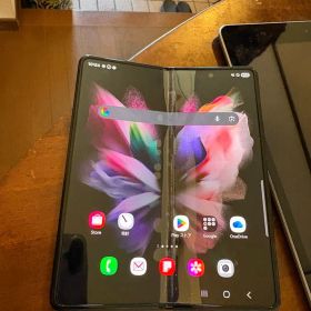 Samsung Galaxy Z Fold 本体