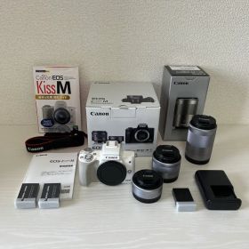 Canon EOS Kiss M ホワイト レンズ3本 解説本付き