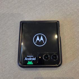 Motorola razr 50 折りたたみスマートフォン 本体