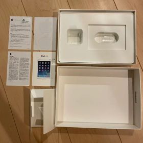 【値下げ中！】iPad Air（初代）外箱・説明書・シール付き（本体無し）