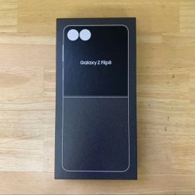 新品未開封・国内版・Galaxy Z Flip 8 クリーム