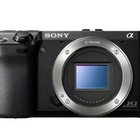 【中古】【整備済み品】SONY ミラーレス一眼カメラ α NEX-7 ボディ ブラック NEX-7