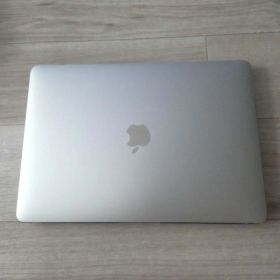 【ほぼ未使用】Apple MacBook Pro2017 本体