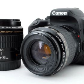 【中古】 キヤノン Canon デジタル一眼レフカメラ EOS Kiss X9i ブラック ダブルズームセット 美品 スマホへ転送 バリアングル液晶 ストラップ付き 当店保証30日間 人気 一眼レフ デジタル一眼 中古 カメラ