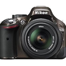 【中古】【39shop】Nikon★デジタル一眼レフカメラ D5200 レンズキット AF-S DX NIKKOR 18-55mm f/3.5-5.6G VR ブロンズ D5200LKBZ(非常に良い)