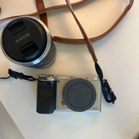 SONY α6000 海外版 日本語非対応 55-210mm望遠レンズ付き