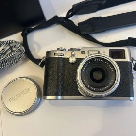 富士フイルム FUJIFILM X100F 本体 シルバー