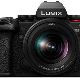 【中古】パナソニック(Panasonic) パナソニック フルサイズミラーレス一眼カメラ S5M2K 標準ズームレンズキット ブラック DC-S5M2K
