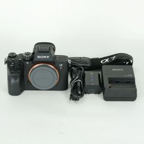 [良品 | シャッター数30,508回] SONY α7R III（ILCE-7RM3） | SONY Eマウント