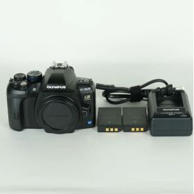 [良品 | バッテリー2個付] OLYMPUS E-620 ボディ