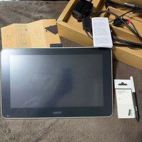 Wacom One 液晶ペンタブレット 13.3型 本体
