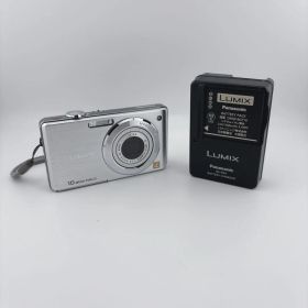 ✨美品✨LUMIX DMC-FS7 コンデジ Panasonic シルバー
