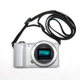 SONY α5000 ILCE-5000 ミラーレス一眼 本体
