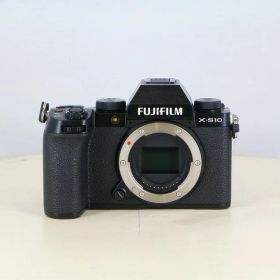 【中古】 (フジフイルム) FUJIFILM X-S10 ボデイ【中古カメラ デジタル一眼】 ランク：AB