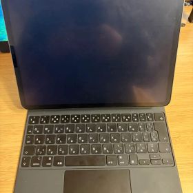 iPad Pro 11インチ M1 128GB ジャンク 純正キーボード・ペン付